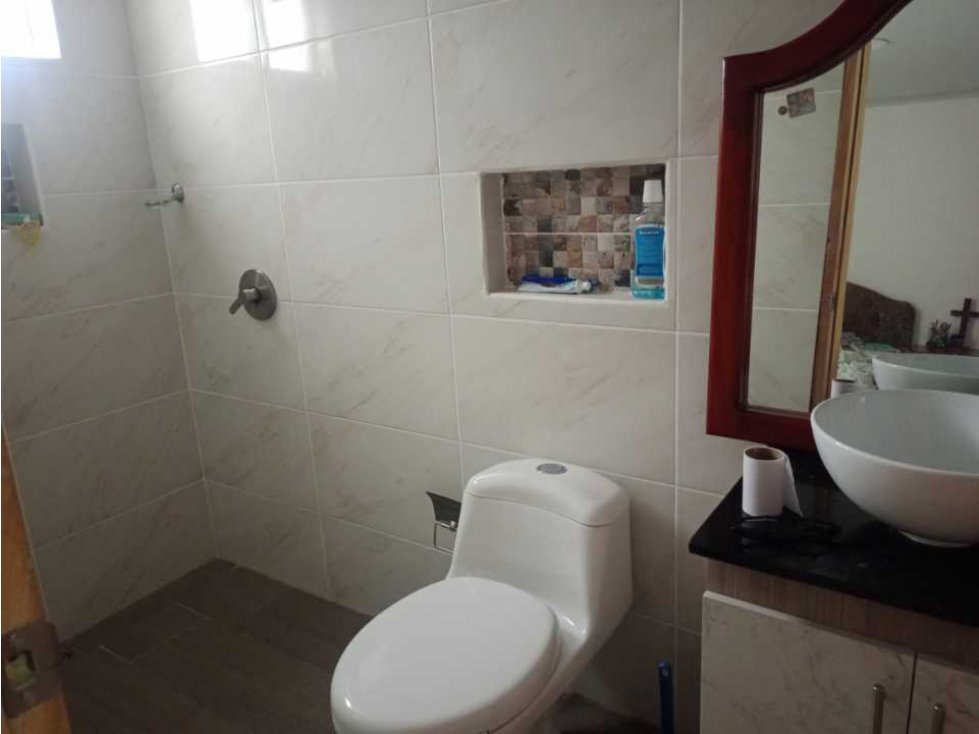 OPORTUNIDAD LINDO APARTAMENTO ESQUINERO EN VENTA - CARMEN VÍBORAL.