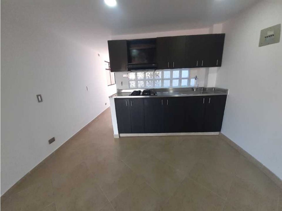 APARTAMENTO EN  VENTA   BOSTON, MEDELLIN PISO 3