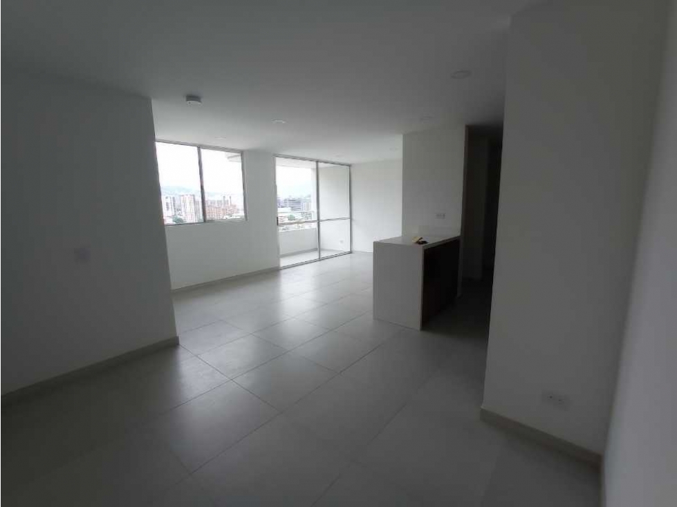 Se Arrienda Excelente Apartamento En El Poblado