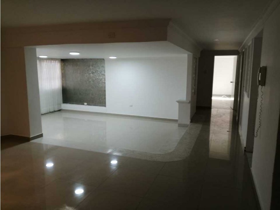 SE VENDE APARTAMENTO EN EL PRADO