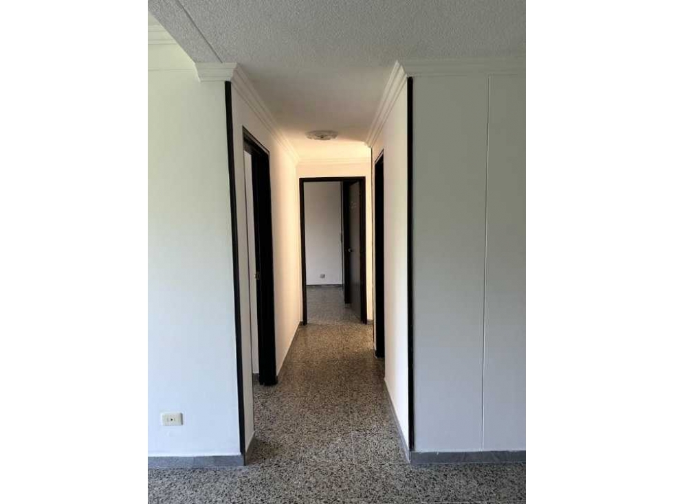 SE VENDE APARTAMENTO EN LA FLORA