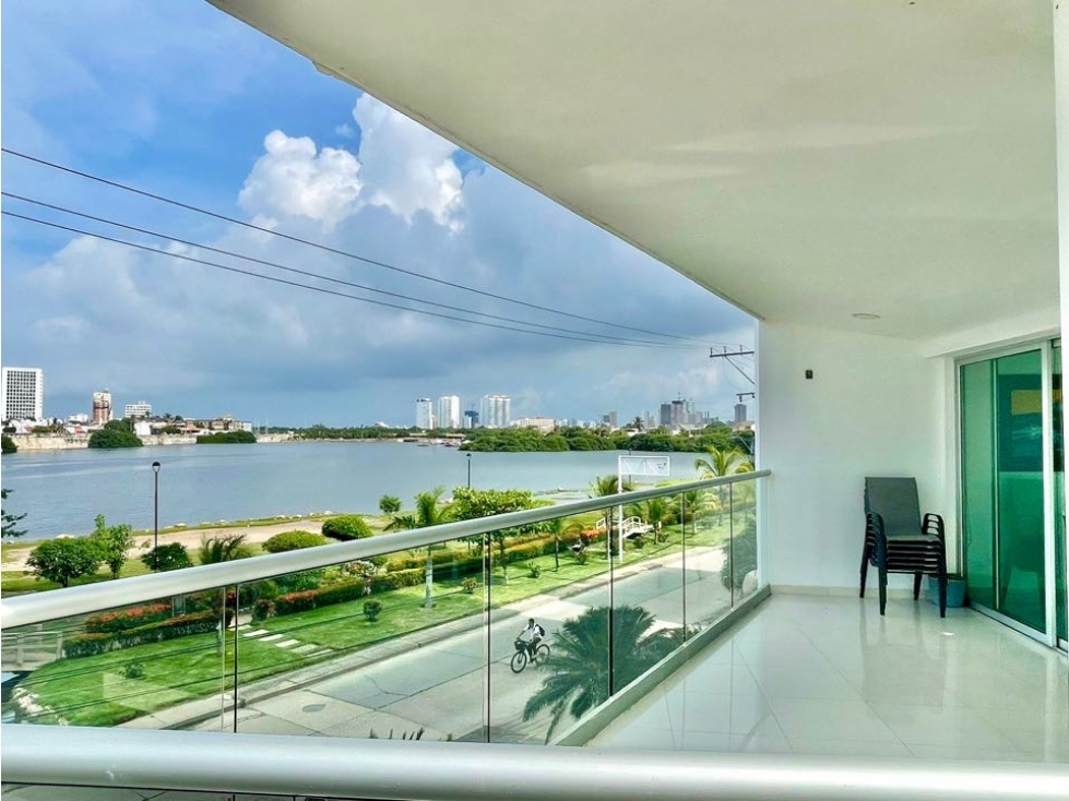 SE VENDE APARTAMENTO FRENTE A LA BAHIA DE CARTAGENA BARRIO MANGA