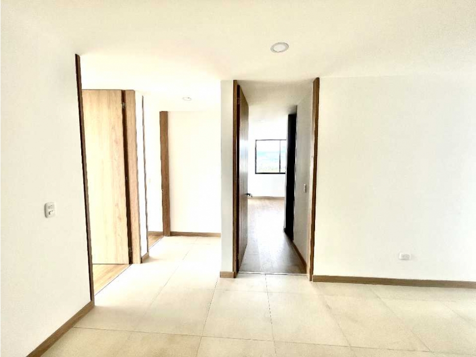 SE VENDE APARTAMENTO PARA ESTRENAR , ZONA: Av. BOLÍVAR.