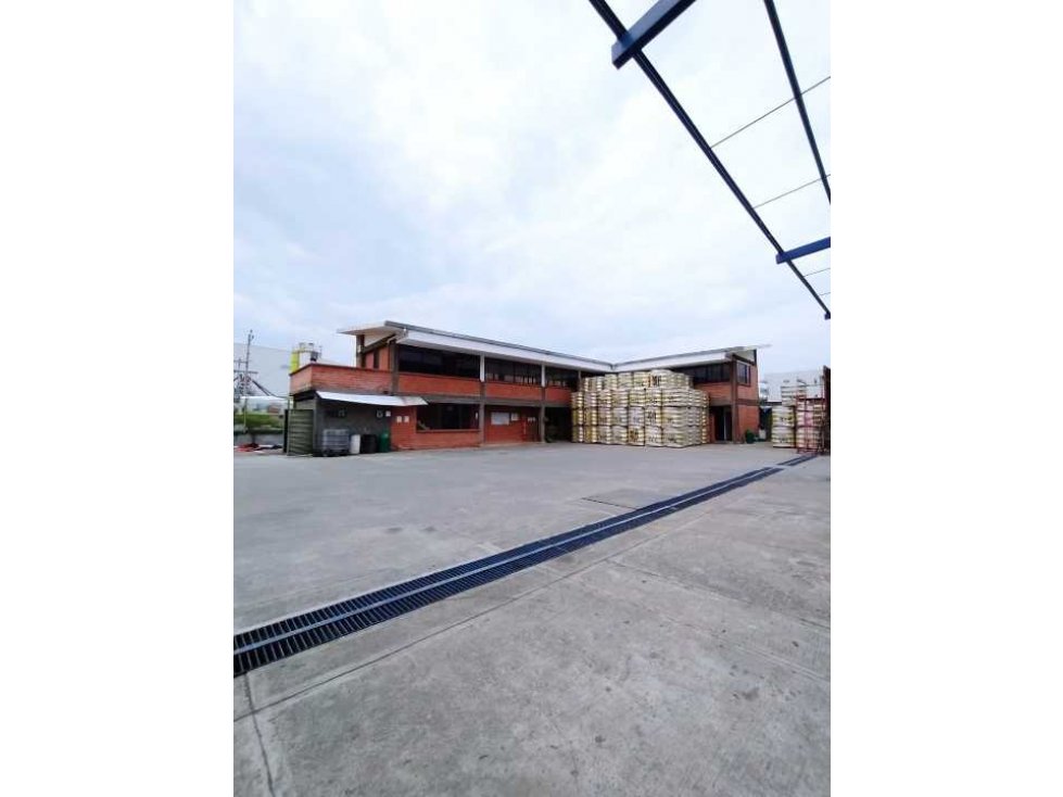 VENTA O RENTA BODEGA COMPLEJO INDUSTRIAL W5201040PQ