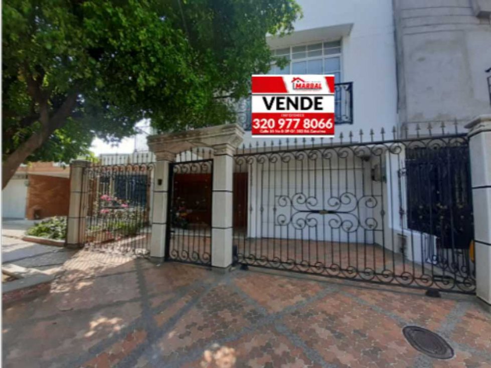 SE VENDE CASA EN LOS CORTIJOS