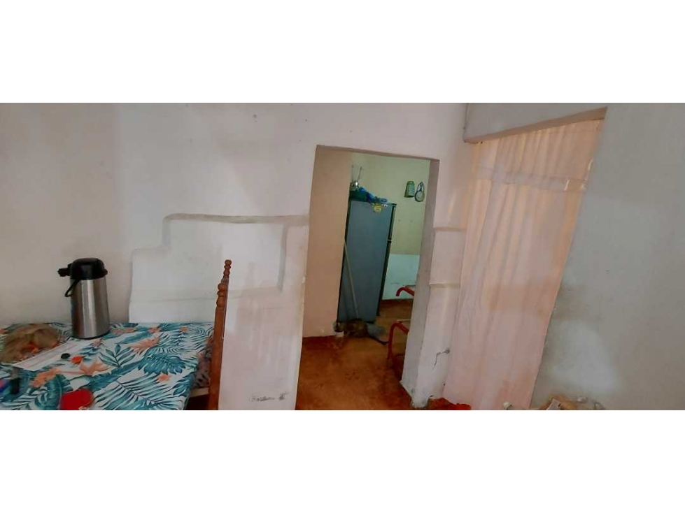 SE VENDE CASA UNIFAMILIAR 