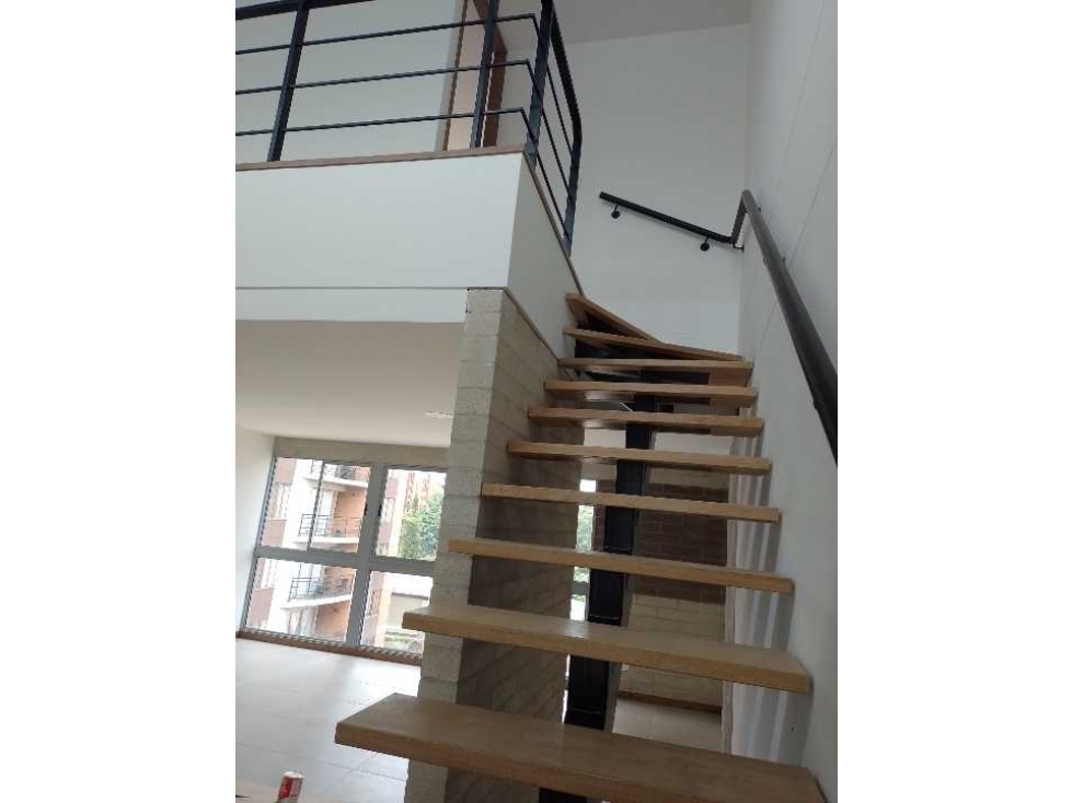 SE VENDE DUPLEX DE LUJO