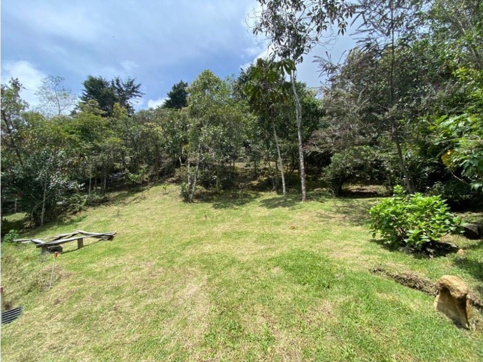 SE VENDE CASA CAMPESTRE EN ENVIGADO ALTO DE PALMAS VEREDA PERICO