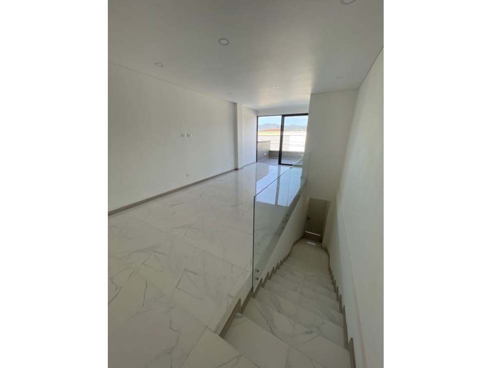 Se vende o arrienda apartamento DUPLEX para estrenar en La Ceja