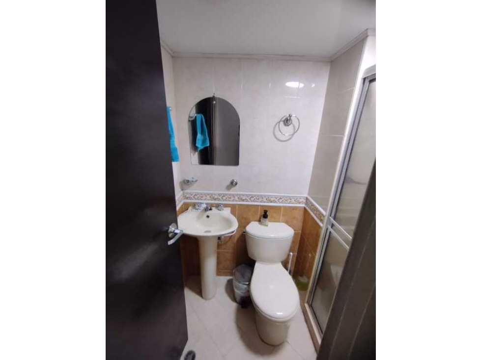 Vendo apartamento barrio almendros