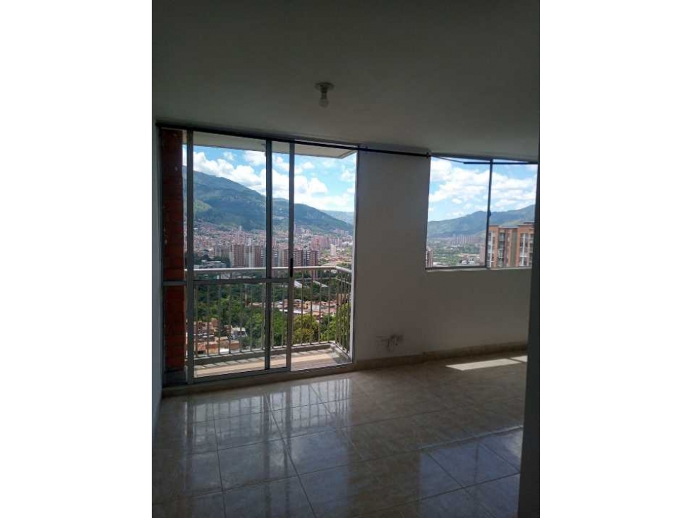 VENDO APARTAMENTO EN AMAZONÍA BELLO CON PARQUEADERO