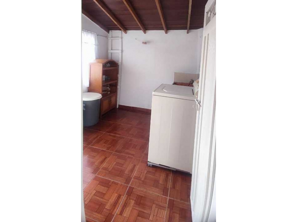 vendo Apartamento en Barrio nuevo, piso 3