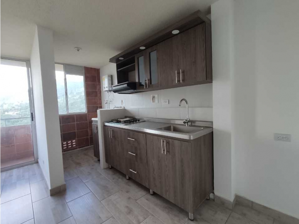 VENDO APARTAMENTO EN BELLO, SECTOR MACHADO