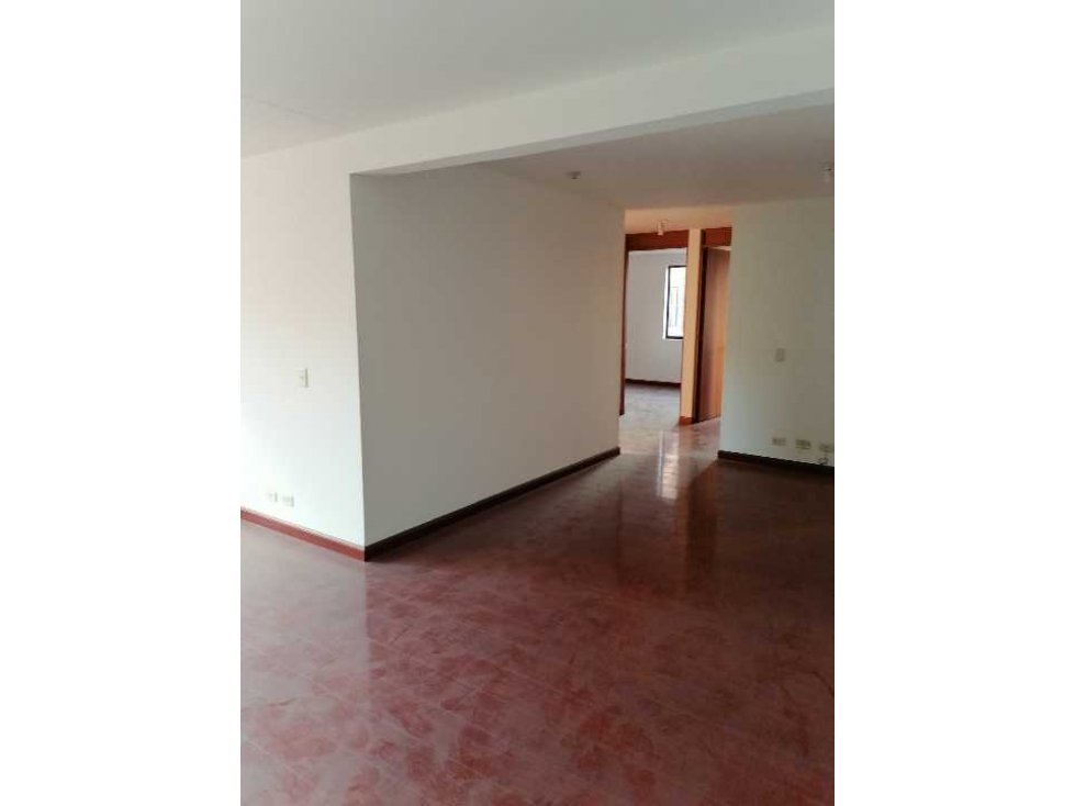 ??VENDO APARTAMENTO EN COLINA EN CONJUNTO CERRADO CON GRANDES ESPACIOS