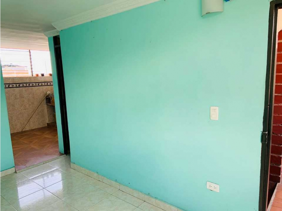 Vendo apartamento en el norte de cali barrio los alcazarez