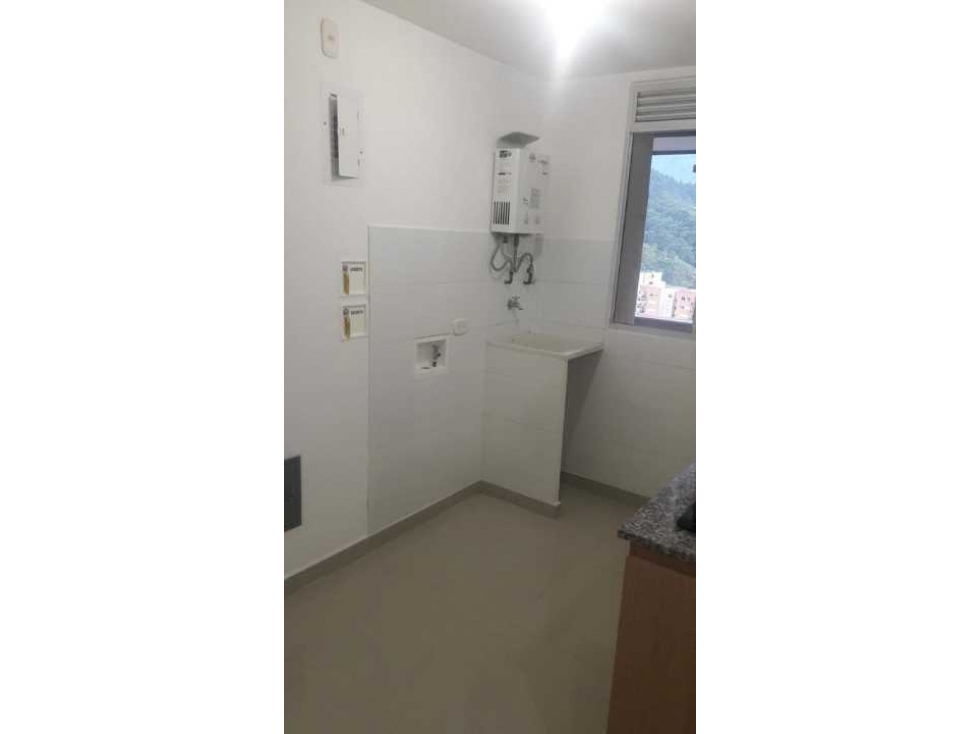 VENDO APARTAMENTO EN MADEROS DEL CAMPO