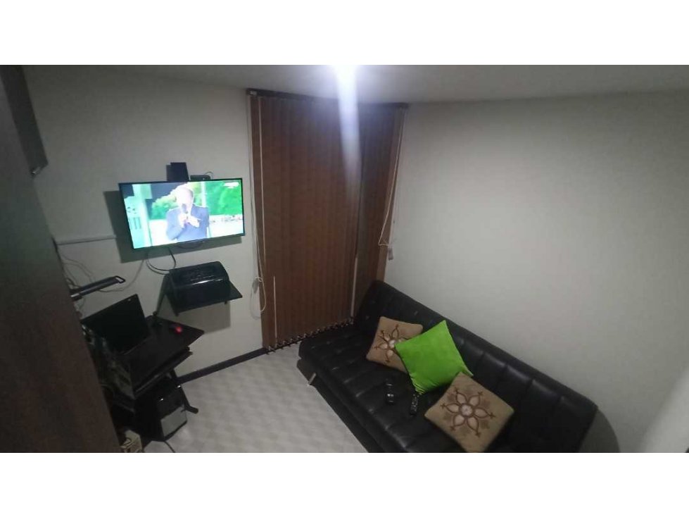 Vendo Apartamento en Niquia cerca del éxito