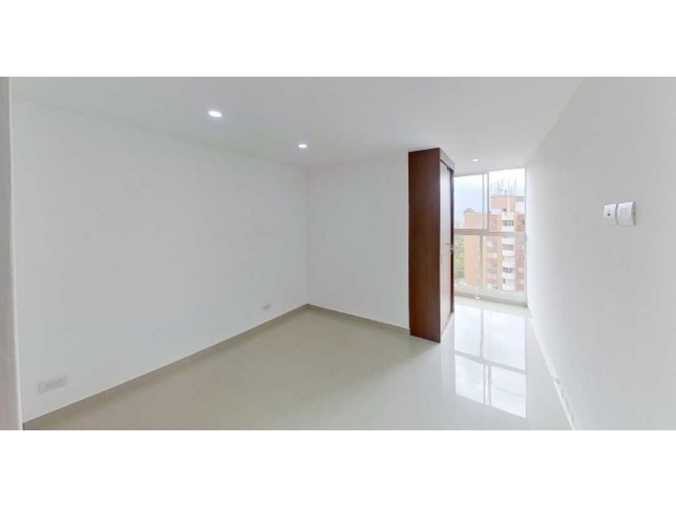 VENDO APARTAMENTO EN ROBLEDO PARTE BAJA CERCA A DOÑA MARIA