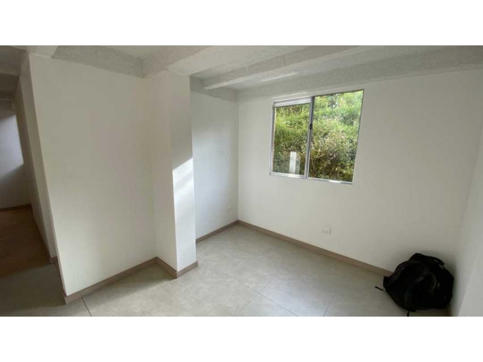 VENDO APARTAMENTO EN SABANETA