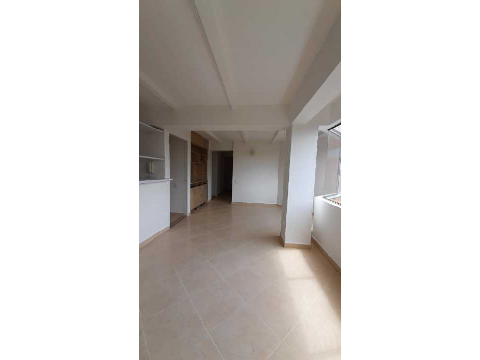 VENDO APARTAMENTO  EN  CALASANZ PARTE BAJA