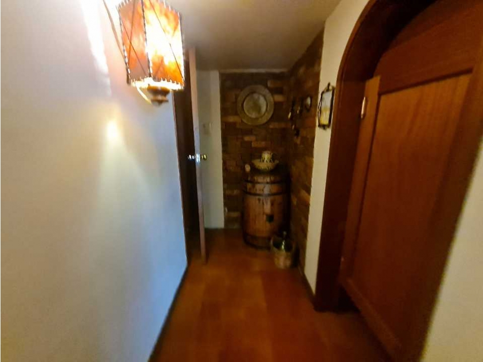 Vendo bellisima casa en Niza 509 metros para Remodelar PRECIO OPORTUNI