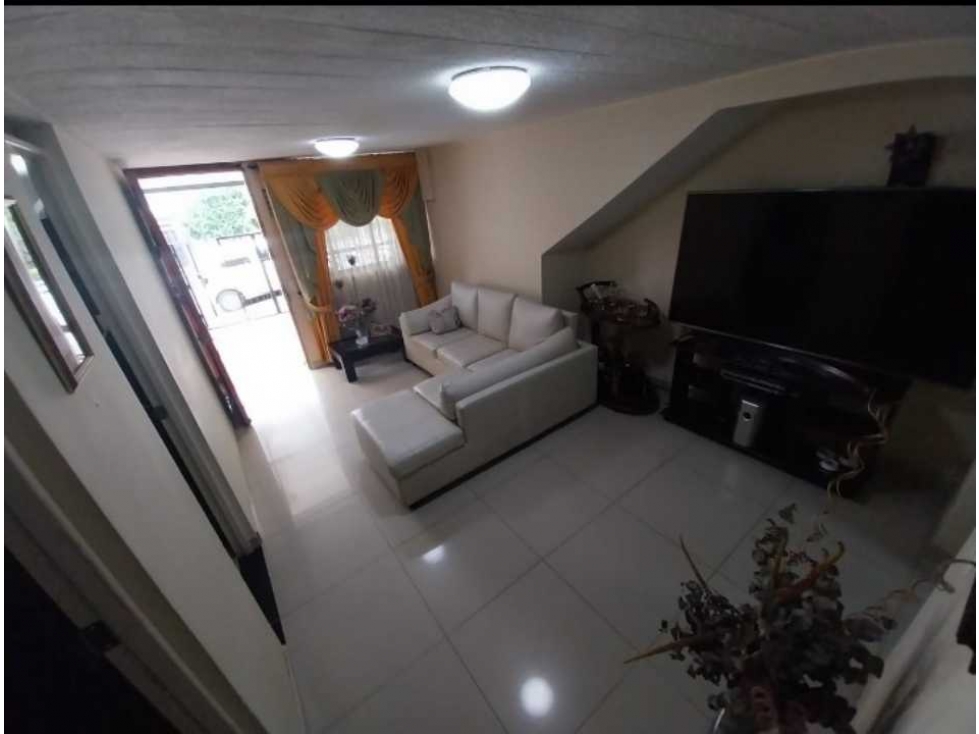 VENDO CASA 1 PISO EN  GRAN AVENIDA BELLO 2 PARQUEADEROS