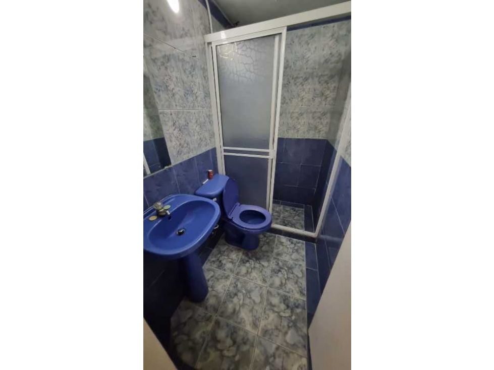 VENDO CASA 1ER PISO CON GARAJE, EN BOYACA LAS BRISAS -MEDELLIN