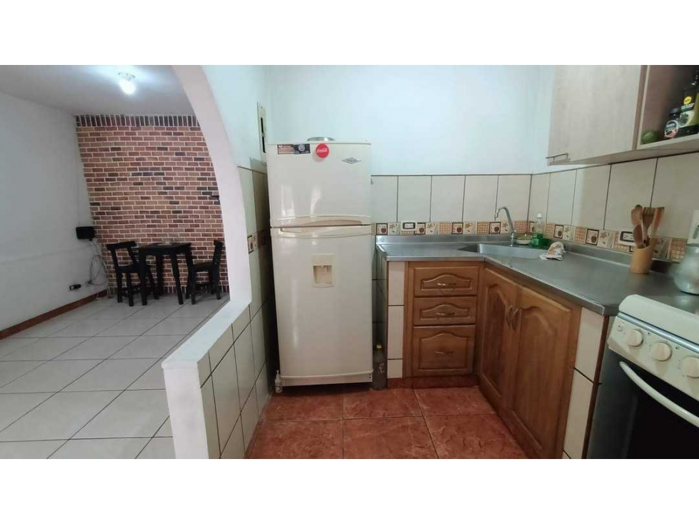 VENDO CASA 2 PISO DÚPLEX BARRIO LAS VEGAS BELLO