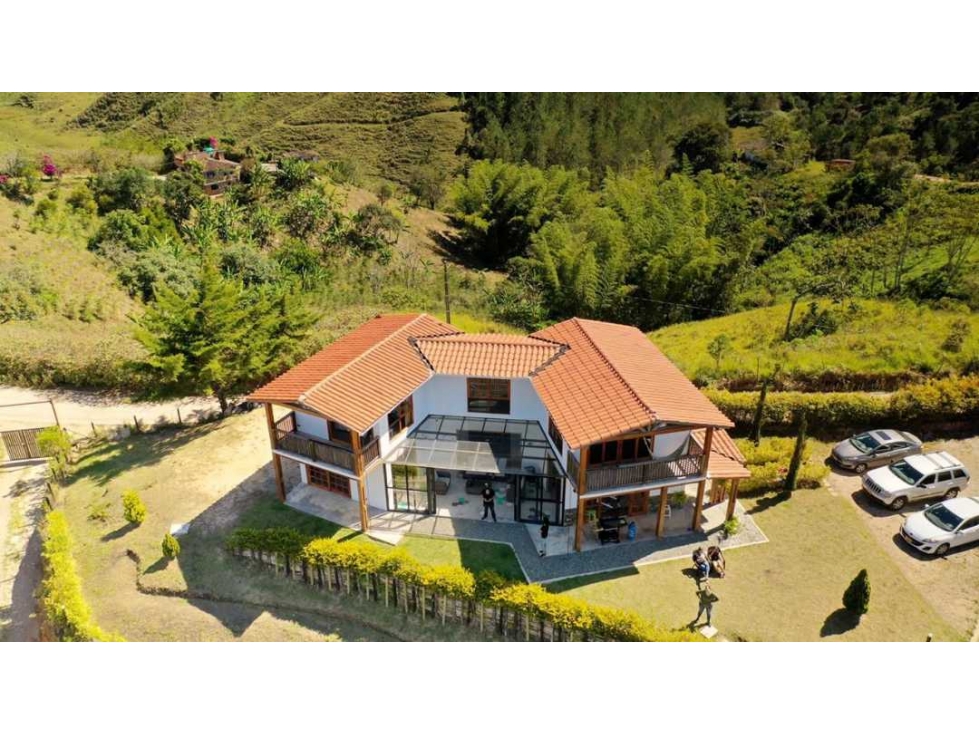 Vendo casa campestre en guatape antioquia