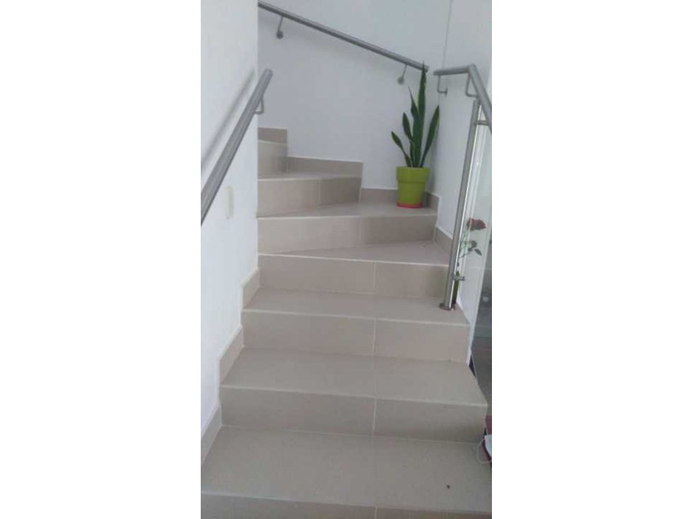 Vendo casa en condominio ciudad contry