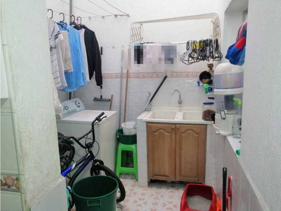 VENDO CASA PRIMER PISO EN, BELEN  MALIBÚ