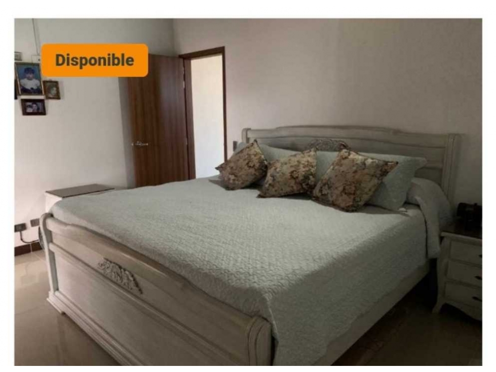 VENDO CASA UNIFAMILIAR CON GARAJE EN CABAÑITAS BELLO