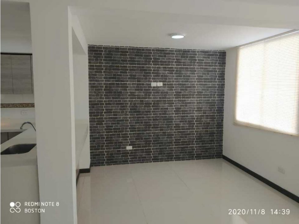 VENDO HERMOSA CASA EN SECTOR GALICIA PEREIRA