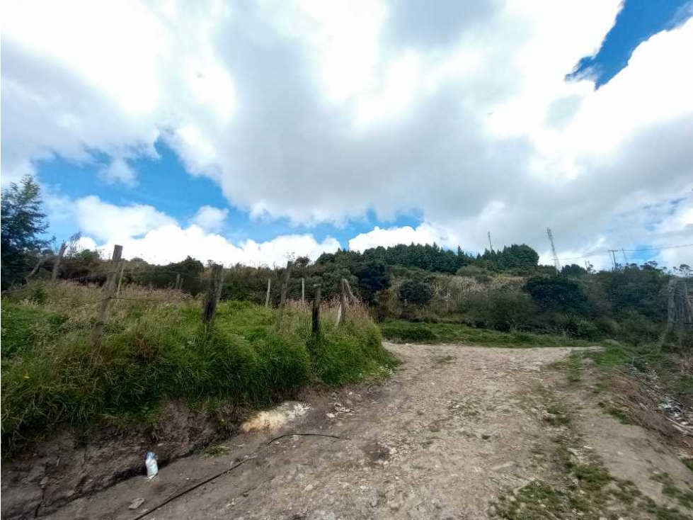 Vendo lote barrio la esperanza vía la calera