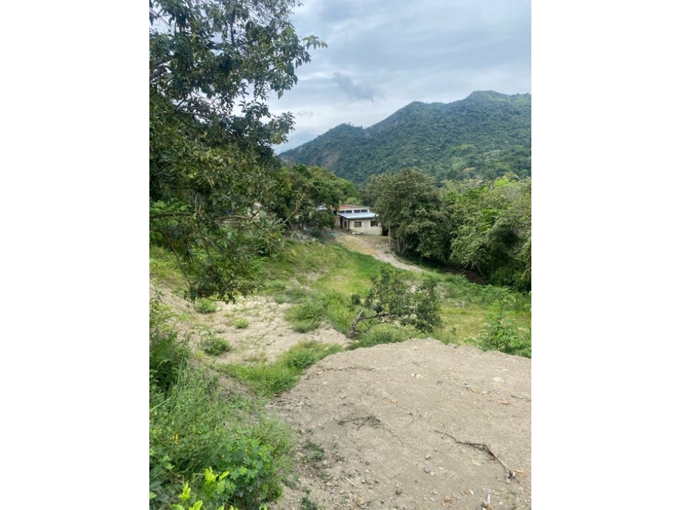 Vendo lote de terreno