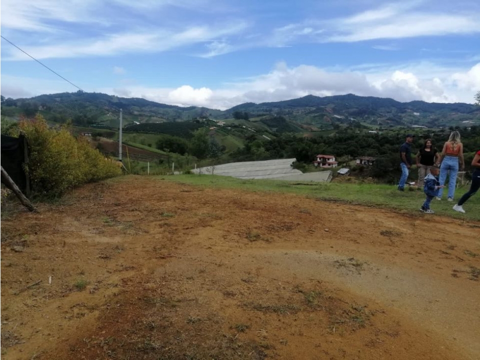 VENDO LOTE EN EL ALTO DEL CHOCHO MARINILLA