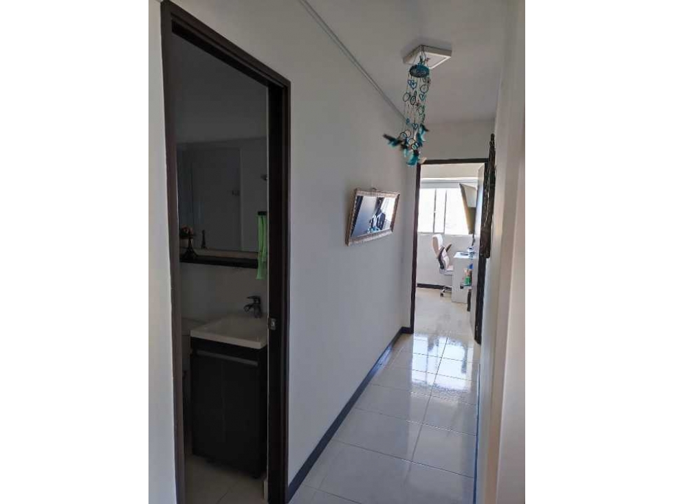 VENDO PRECIOSO APARTAMENTO EN ITAGÜÍ, CERCA A CC ARRAYANES.