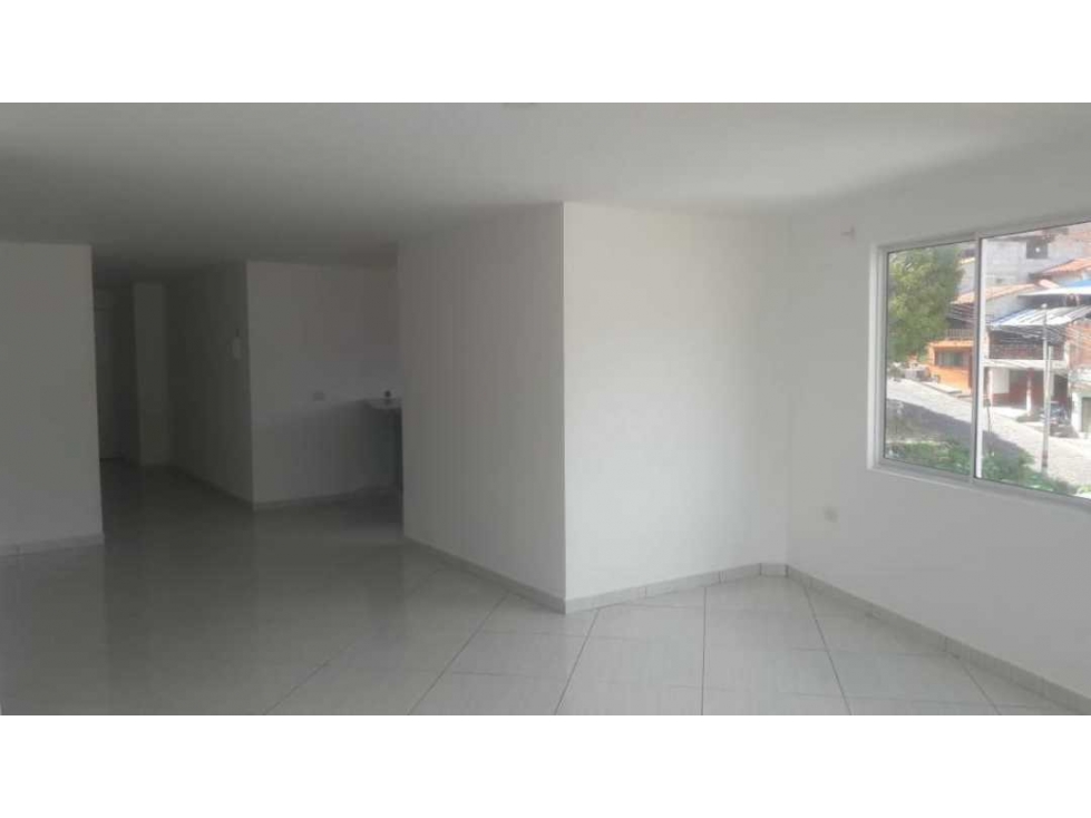 Venta - apartamento en sagrada familia