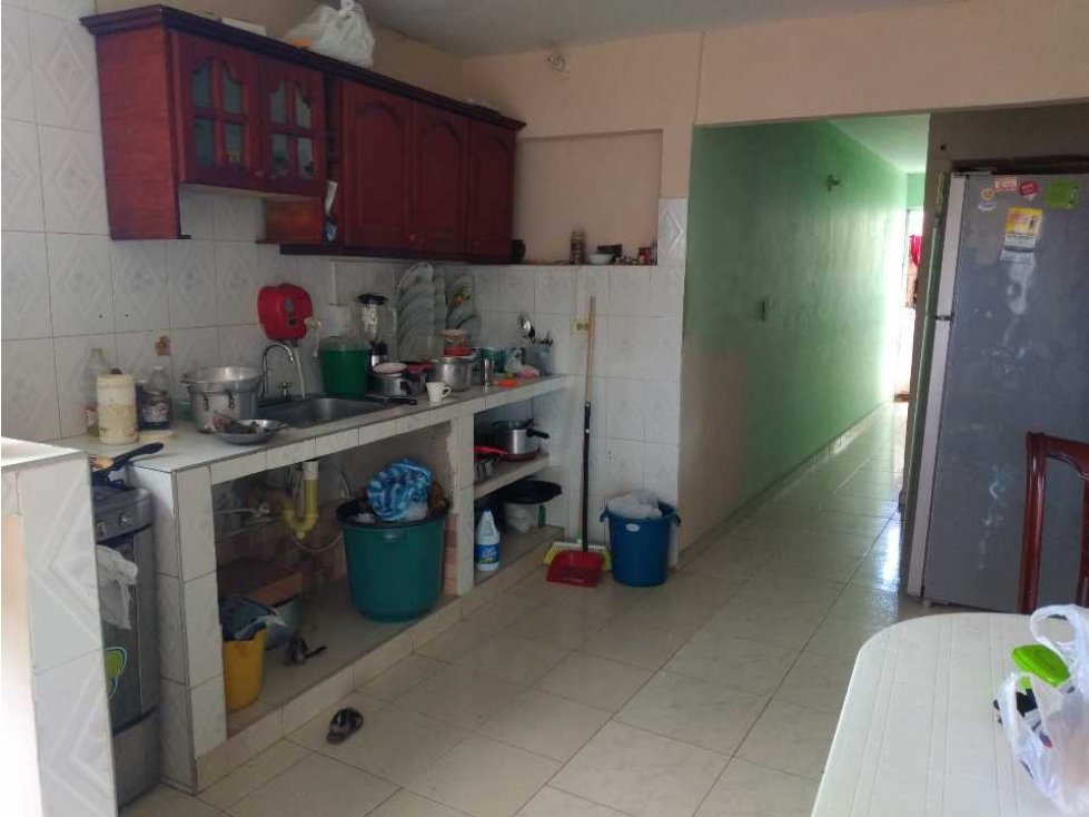 VENTA CASA CON 2 APARTAMENTOS SAN JOSE DE LOS CAMPANOS