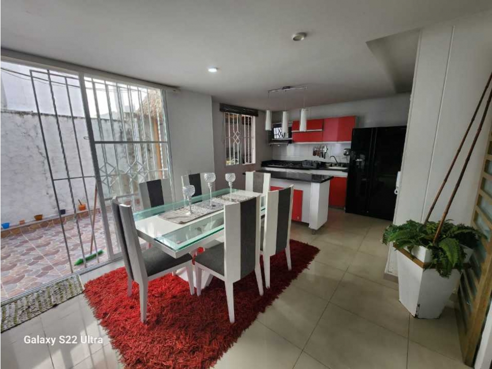 VENTA DE CASA DE CONJUNTO EN CIUDAD JARDIN