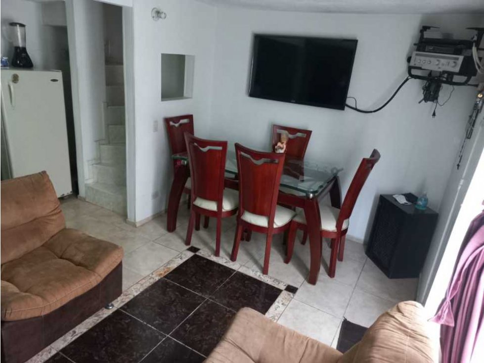 VENTA  DE CASA EN CONJUNTO CERRADO BOGOTÁ FONTIBÓN