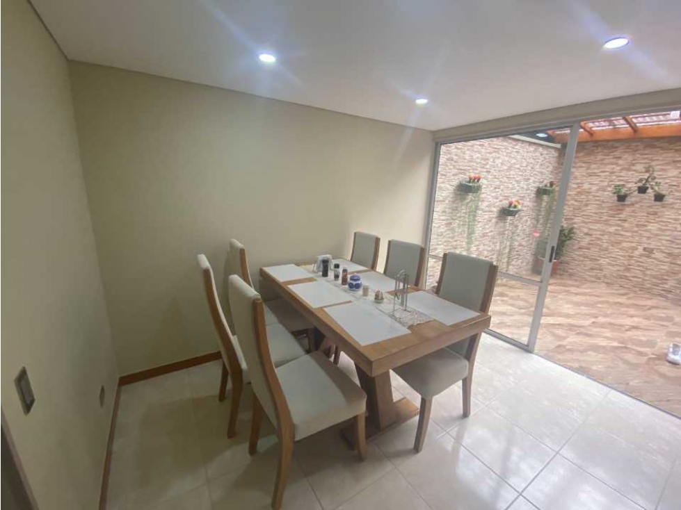 VENTA DE CASA EN RIONEGRO UNIDAD PIAMONTE