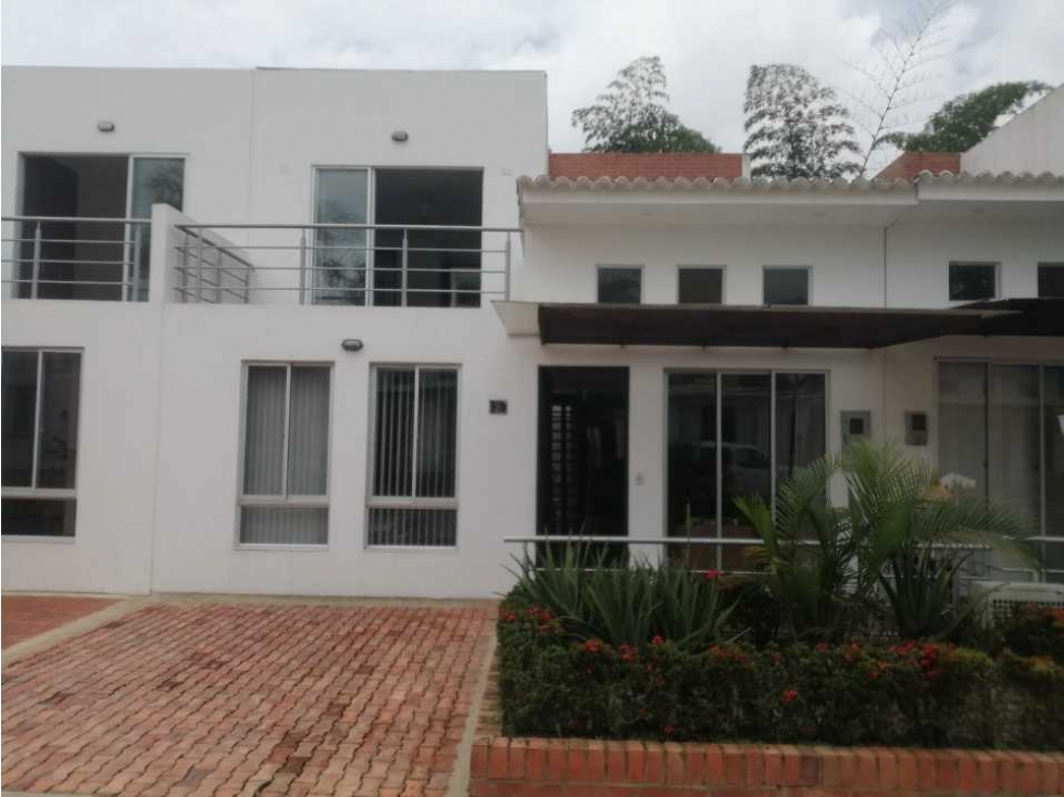 Se vende casa de dos pisos en la Mesa Cundinamarca