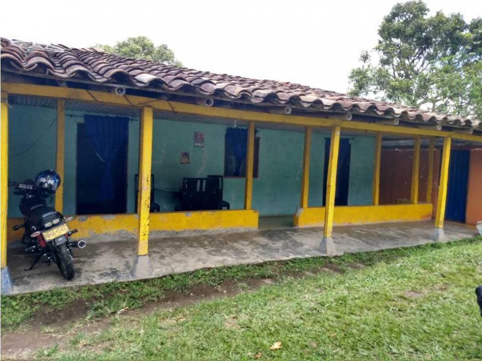 VENTA FINCA EN MARSELLA RISARALDA