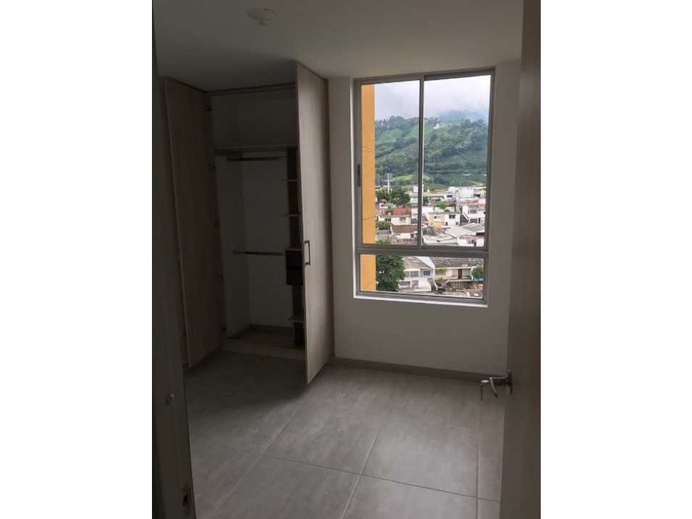 Venta o Renta de apartamento en maraya pereira