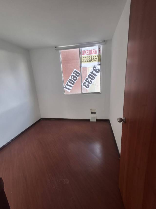 SE ARRIENDA APARTAMENTO